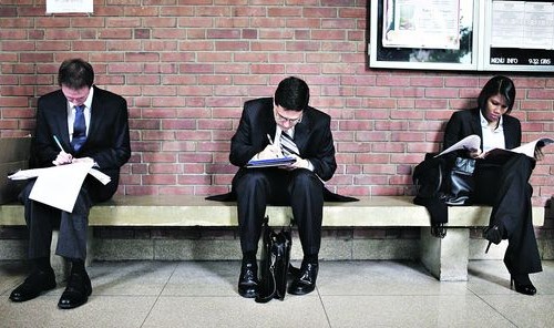 Caos en oficina sueca tras llamar a 61.000 personas a entrevista de trabajo