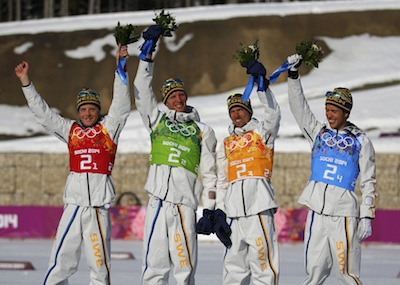 Suecia revalida título en relevo 4×10 km Suecia revalida título en relevo 4×10 km