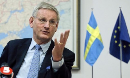 «El referéndum en Crimea es un show político para legitimar la invasión militar rusa»
