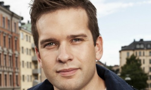 El ministro sueco de Sanidad causa furor entre las mujeres