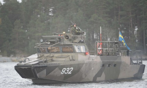 URGENTE: Suecia, a la caza de un misterioso submarino